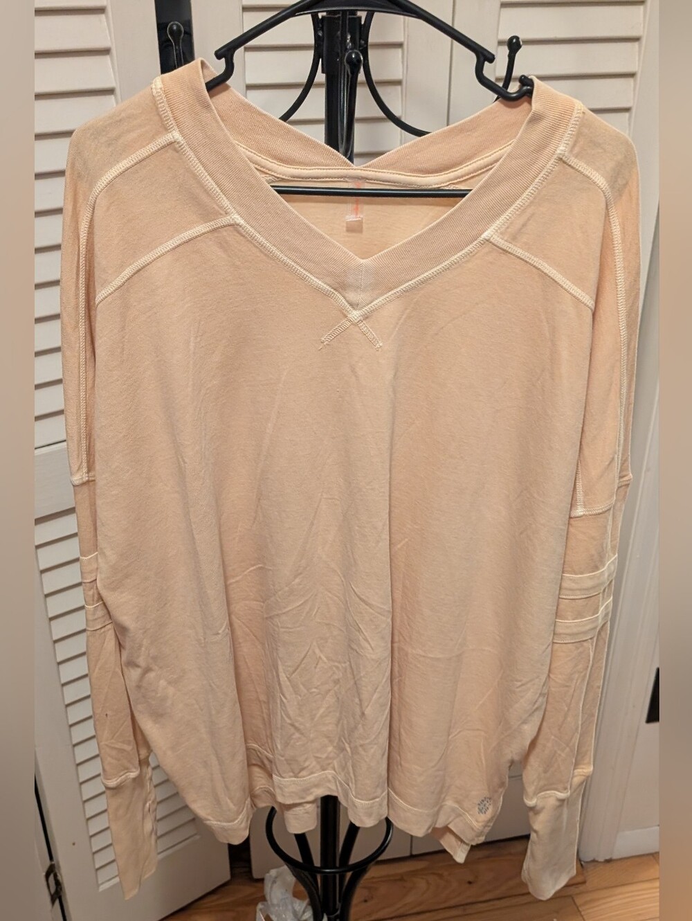 Free People Peach V-Neck Top Size Small